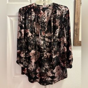 Torrid Size 1 Harper Style Blouse with Tie Front